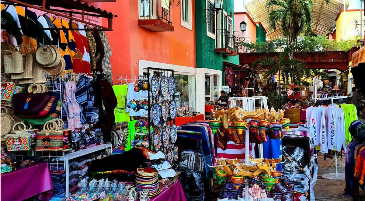 Compras y mercados locales en Cancún